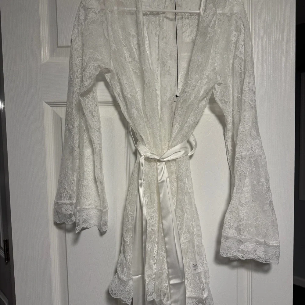 Kat The Label Lottie Robe - Picture 2 of 4